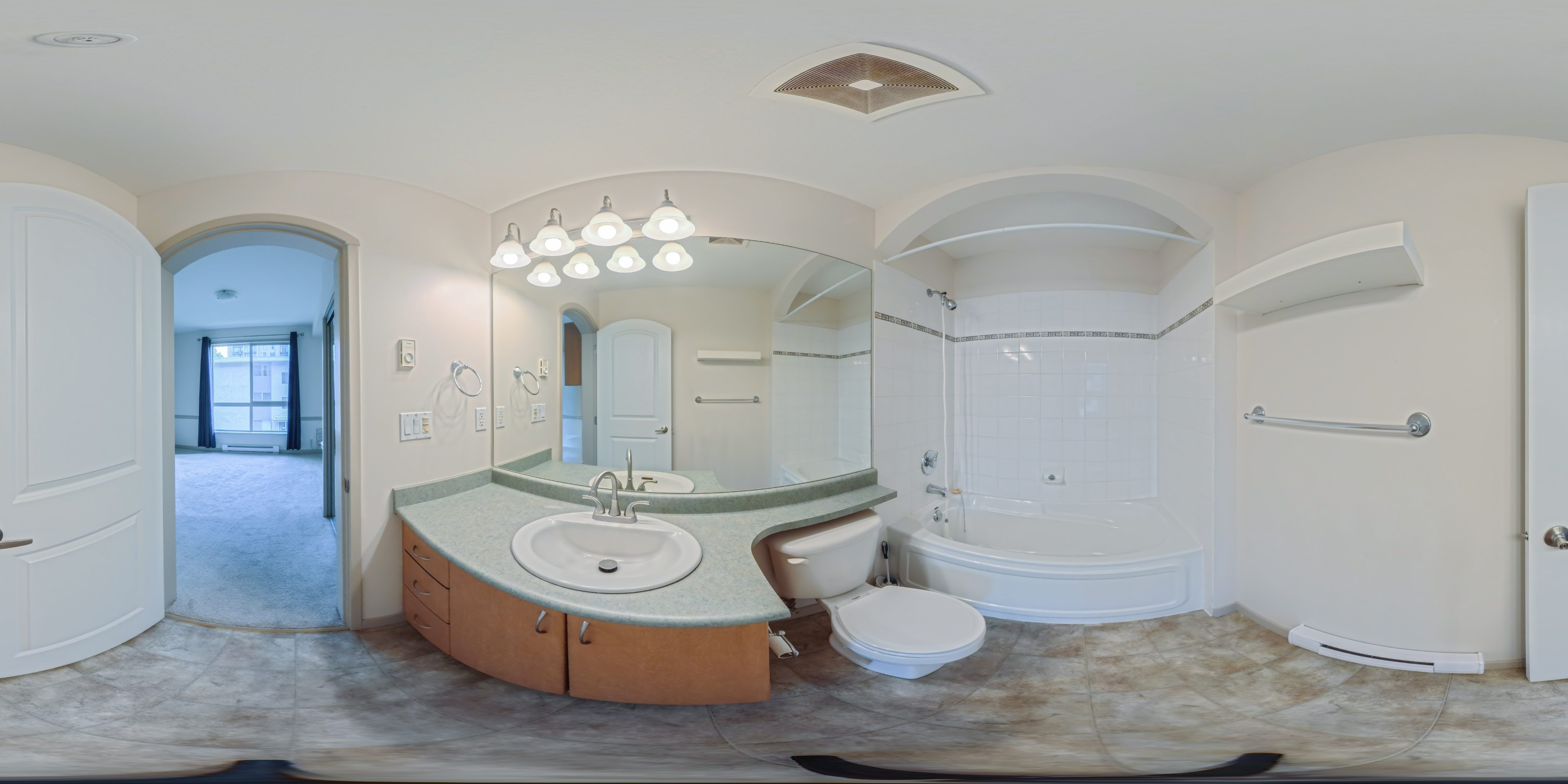 Ensuite